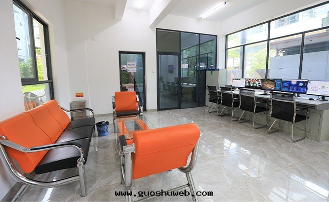 華僑城(chéng)創意(yì)园地(dì)埋式垃圾中(zhōng)轉(zhuǎn)站